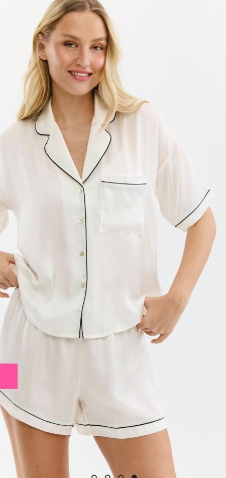 סט פיג'מה מכופתרת סטאן